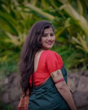 Sarika Salunkhe Instagram - ❤️🌸💕🌺