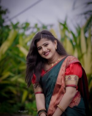 Sarika Salunkhe Instagram - ❤️🌸💕🌺