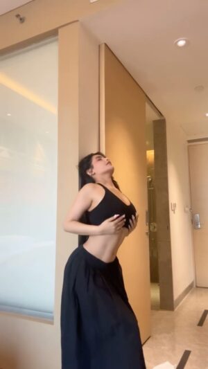 Sassy Poonam Instagram - #explorepage