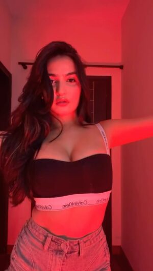 Sassy Poonam Instagram - Hlo❤️