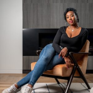 Scarlette Douglas Instagram - Allow me to reintroduce myself; my name is Scarlette. TV Presenter, Voice Over Artist, Radio Host, Interior Designer, Jetsetter, Foodie and Gooner. My page is a mismatch of everything and I know I should hone in on one particular “USP” but I feel like I have so many things that I love and do that it’s difficult to just pick one.

Bear with me over the next few weeks while I really work out what my page should be dedicated to, or better yet, tell me what you’d like to see 

Scar 💋
📸 @mw.concepts

#interiordesign #interiordesigner #blackinteriordesigner #blackinteriordesigners #blackinteriordesignersnetwork #newyork #tvpresenter #tvhost #voiceoverartist #voiceover #jetsetter #foodie #gooner #radiohost