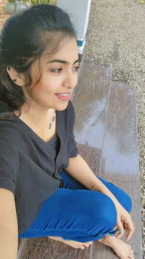 Shalini SJ Instagram - Veendum ente swantham nattillekku......🥰🥰🥰🥰

#kerala #india #malayalam #kerala #fyp #trending #cinema #modeling #photoshoot #kerala