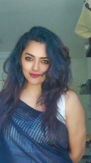 Shalini SJ Instagram - Sherikum 2 weeks koodey ullu......🥰🤣🥰🤣

#kerala #vacation #reels #rain #hindi #modeling #trending #cinema #fyp #saree