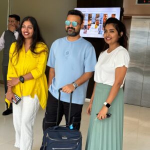 Shalini SJ Instagram - With bogunvilla crew 🥰🥰🥰🥰🥰

#kunchacks #bogunvilla #flowers #event #deiracitycentre #vox 

@kunchacks @veena_nandakumar @srindaa @lekshmi_lalu