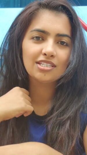 Shalini SJ Instagram - Chayem venda, coffee venda.....onnum venda...😜😝🤪

#modeling #trending #dubai #dialogues #fyp