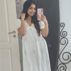 Shalini SJ Instagram - Love this music.....me only me🥰🥰🤩🤩🤩