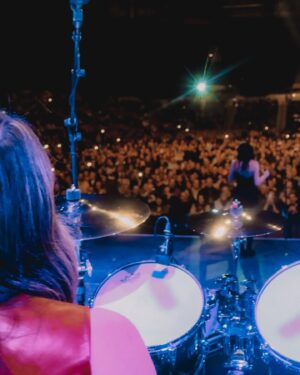 Sharon Corr Instagram - ❄️🩵🫶🏽 It may be over a week ago, but we haven’t forgotten about you Sheffield ✨☃️☺️
✨
📷 @elfie_germein