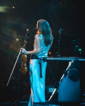 Sharon Corr Instagram - Newcastle…as ever you were amazing 🌟

#TheCorrs #TalkOnCorners #OnTour #LiveMusic

📸 @elfie_germein
