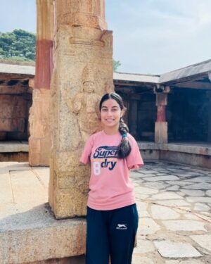 Sheetal Devi Instagram - Om Namaha Shivaya 🙏

Feeling grateful and blessed after visiting a 1200-year-old Shiva temple.