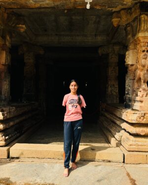 Sheetal Devi Instagram - Om Namaha Shivaya 🙏

Feeling grateful and blessed after visiting a 1200-year-old Shiva temple.