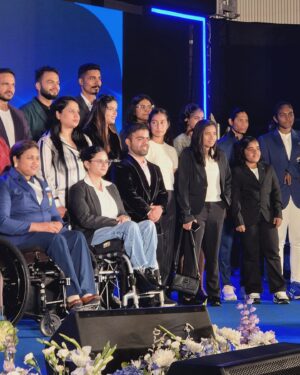 Sheetal Devi Instagram - Moments like these♥️

Delighted to celebrate with fellow medal winners- a memory to cherish forever ♥️