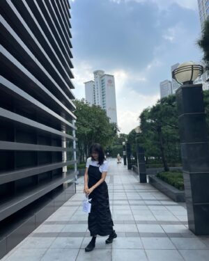 Shin Dong-mi Instagram - 고마운 언니들과 오랜만에 폭풍수다에 깜짝 선물까지🫢