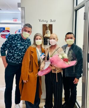 Shirley Chung Instagram - Heyyy loves,it’s been a while since my last update.❤️I have completed a few milestones in my cancer fighting journey in the last 2 months🎉I finished my 10 weeks radiation and chemo in patient treatments at @uchicago,and ring the victory bells with my treatment team and friends   family by my side! ❤️And as I thought the toughest part of cancer has passed…I experienced the hardest / worst days of my life during recovery.  2 weeks after the treatment was when the Radiation   chemo took full effect on my body. My neck, lips and jawline were covered with blisters from the radiation, my tongue and throat were peeling & bleeding all the time.🩸I couldn’t sleep through the night, was waking up every 2 hours coughing up blood and mucus.🙃My days were filled with clean and rinse my mouth, clean and change dressing on my neck,self inject pain meds every 3 hours, tube feed nutritional shakes and water. 💥My pain finally got better 3 weeks ago.💧The first sip of water was glorious, it was still super painful, but after 3 months of not being able to swallow anything, it was a small win! ❤️I have since learned to drink smoothies, had soups,ice cream and egg custard, my taste buds are coming back, I can taste 50% of sweet and savory and all the warm spices. 🙃Little hiccup, got an emergency surgery to replace GTube. ✌️Since I have been feeling better, I got to enjoyed Chicago a little bit, trips to museums and a play.❄️🐶I even played in the snow with Baxter.💥 As I am getting ready to go back home for the holidays, I can’t thank my team @uchicago , Dr Vokes and Dr Juloori enough for treating and taking great care of me.🙌 My friends and family who visited and texted and checked on me. 🙏Everyone’s prayer, donations,gifts and love, warmed my soul, pushed me forward on this tough road of cancer recovery.  I appreciate YOU ❤️. Next step, come back to Chicago in January for my final checkup.  I GOT this 💪 #tonguecancer #fuckcancer #cancerwarrior #chefshirleychung #dumplingmafiaqueen