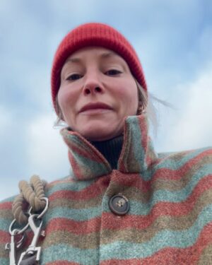 Sienna Guillory Instagram - Sea creatures and stone dragons. No monsters here on this earth, other than those that set the limits imposed on freedom and exploit the depths of stuff that are free. And the laundry pile. The laundry pile is definitely monstrous.