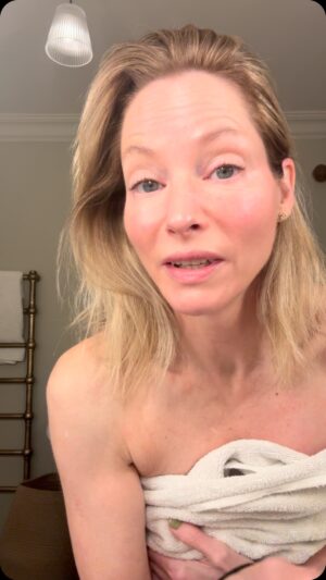 Sienna Guillory Instagram - 