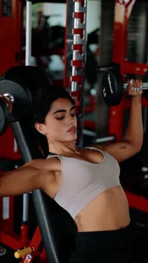 Simi das Instagram - 🦾 
.
.
.
#reels #trendingreel #trendingchallenge #gym #gymrat #workoutroutine #workoutmotivation #gymgirl #gymaddict #fitnessmotivation #fitnessmodel #fitlifestyle