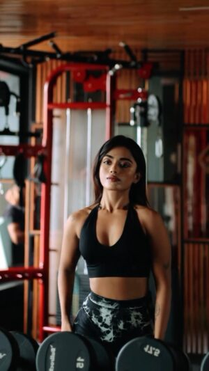 Simi das Instagram - 💪🏼 
.
.
.
.
.
.
.
#reelsindia #fit #fitness #fitnessjourney #lifestyle #gym #gymgirl #gymrat #gymmotivation #gymworkout #workout #workoutvideos #gymlife #workoutvideo #foryou #foryoupage #explore