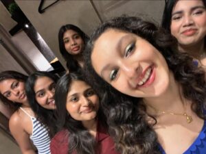 Sitara Ghattamaneni Instagram - birthday gal 🎈