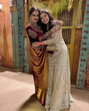 Sitara Ghattamaneni Instagram - A starry celebration 🫶✨🪩 
A spectacular night with some beautiful people!!!

@sidmalhotra 
@kiaraaliaadvani 
@priyankachopra 
@nickjonas 
@ranveersingh 
@aishwaryaraibachchan_arb 
@radhmerch1610 

#AnantandRadhikaWedding #AmbaniWedding #ARWedding