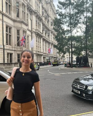 Sitara Ghattamaneni Instagram - i know it’s august szn, but i’m still in my evermore era 🤭🍁🍂