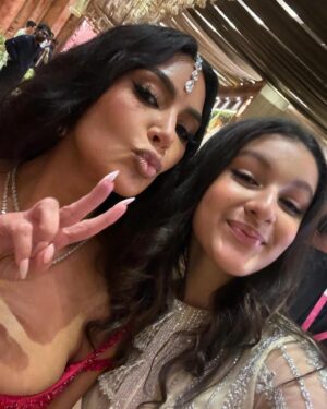 Sitara Ghattamaneni Instagram - @kimkardashian 🫶🫶🫶
 

#AnantandRadhikaWedding #AmbaniWedding #ARWedding