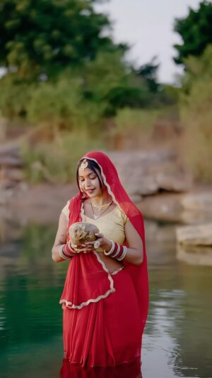 Sona Dey Instagram - Up - Bihar Walo Ke Liye😍🙏 #chhathpuja 

#viral #reels #explorepage