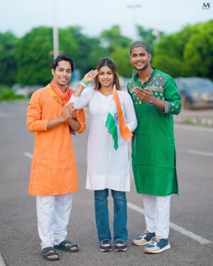 Sona Dey Instagram - Happy 78th Independence Day 🇮🇳❤️

Click- @raghuraj_rj08 
Edit - @mudassir.editz 

#independenceday #15august