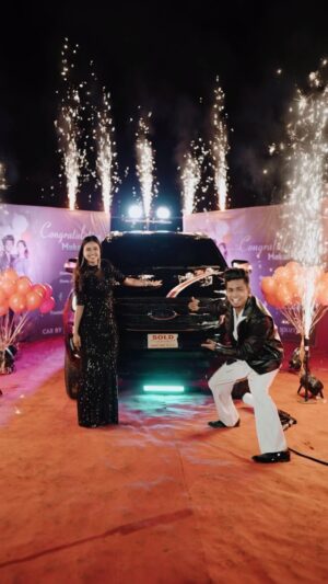 Sona Dey Instagram - Finally Monster in the house🔥😍 #newcar 

Congratulations My Love @sona_dey_official 😘 
Thankyou God🫶🏼🙏🏻

Shoot - @gulshan_pradhan_01 @sujal_nandofficial 
Edit - @raghuraj_rj08 

#ford #endeavour #viralreels #explore #trending