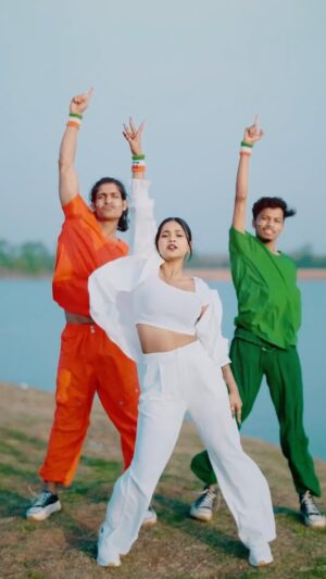 Sona Dey Instagram - Are you excited for 26 January🇮🇳🔥 #republicday

Videography- @raghuraj_rj08 🔥

#26january #India #trending #explore #viral #reels #jaihind