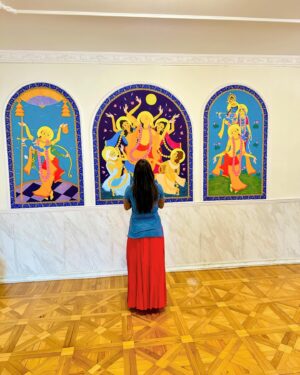 Sona Dey Instagram - ISCON Temple in Russia🙏🦚 Jai Shree Krishna🤗

Thankyou Prabhu 7 Million Ke Liye🙏❤️

#russia🇷🇺 #iscontemple #radheradhe #jaishreekrishna