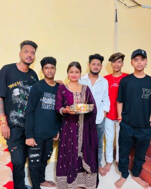 Sona Dey Instagram - Ye Duniya Parayi Hai Bas Ek Apna Hai Tu❤️

@raja_dey__official @ronnie_rd_official @__prince_9211_ @official_chiku_gamer @smarty_sp_11 

#rakshabandhan #rakhi #brothers #bhai