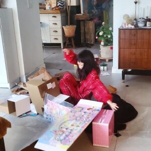 Song Kyung-a Instagram - 크리스마스날 새벽부터
선물 궁금해서 밤잠 설친 그녀⛄️🎄
. . .
#신남주의
#MerryChristmas🍒
#근데내선물은어딨냐