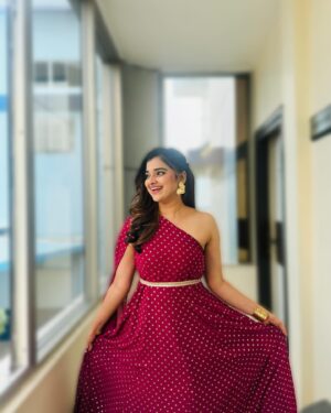 Soniya Suresh Instagram - Serving some 🌶️for u !!!!!!
.
.
.
.
#showtime#suntv#puthuvasantham#selvi#insta#instapic