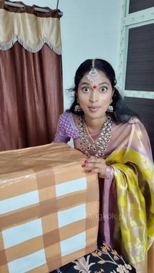 Sravani Varma Samanthapudi Instagram - 😍 special collection 👉 @pattuvastra 
WhatsApp-9281456664
😍jewelry- @goyazsilverjewellery 
👱🏻‍♀️MUA - @swetha_makeovers 
#bangkokpilla #pattuvastra #sarees #pattu #kanjivaram #silk #silksarees #bridalsarees #bridalmakeup #wedding #latest #silverjewelry #jewellery