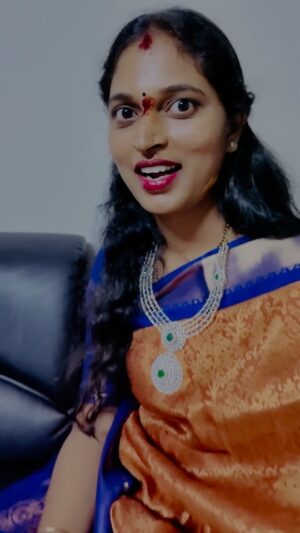 Sravani Varma Samanthapudi Instagram - Puttinaroju @pattuvastra mlo, pandage pandaga #pattuvastra