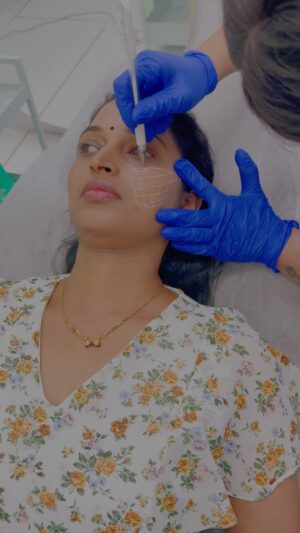 Sravani Varma Samanthapudi Instagram - Bugga meedha sankranti muggu 😍 #telugu #trending #bangkokpilla #sankranti #beauty #best #cosmetic