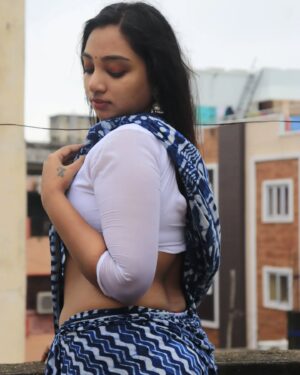 Suriya Praba Instagram - 🖤✨ sponsored by @dcinixpress 

Pc by @__.pikacho.__

#post #trending #suriyapraba #insta #instagram #meta