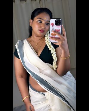 Suriya Praba Instagram - 💋🙈 #suriyapraba 

#post #trending #suriyapraba #instagram