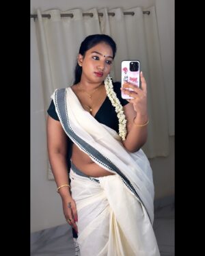 Suriya Praba Instagram - 💋🙈 #suriyapraba 

#post #trending #suriyapraba #instagram