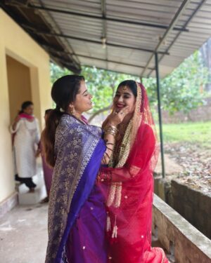 Sushma Nair Instagram - Happy Married life best friend - first Coorg tradition wedding experience | mixed emotions | dance | music | celebration of life and a new chapter 😍🥰😘 

Take care of our girl @preetham_suresh_ 

PS - draped this coorgi style saree by myself 🥰 
A family trip after long time 🧿❤️

#akshithawedspreetham #coorgwedding #coorgbride #coorg