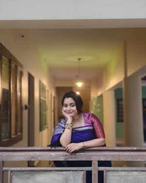 Sushma Nair Instagram - Happy Married life best friend - first Coorg tradition wedding experience | mixed emotions | dance | music | celebration of life and a new chapter 😍🥰😘 

Take care of our girl @preetham_suresh_ 

PS - draped this coorgi style saree by myself 🥰 
A family trip after long time 🧿❤️

#akshithawedspreetham #coorgwedding #coorgbride #coorg