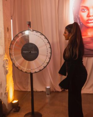 Swarnaa Rajalingam Instagram - Earlier this year I mapped out the brands I wanted to work with on my vision board and @fentybeauty has been right at top. Now to actually bing invited for a massive launch is a pinch me moment! @badgalriri her confidence, her music and now this insane brand  she has brought to life - ASDFGH! Her brand has brought so many of us from out of the shadows into the limelight of the beauty space in a way where we feel celebrated. I’m just feeling all kinds of gratitude to being in this space amongst all these other talented creatives across Australia and New Zealand with my gurrrl by my side celebrating the launch of the Soft’Lit foundation. If you’ve read this far please don’t give up on your dream partnerships, dream collaborations, dream projects and aspirations ✨ keep dreaming because it’s all on its way! While you’re at it don’t forget to check out the new range because you know miss riri doesn’t misss!! 🔥 

[Fenty PR event, Fenty Soft’Lit Foundation, Fenty Foundation, SoftLitGlow] 

#SoftLitGlow