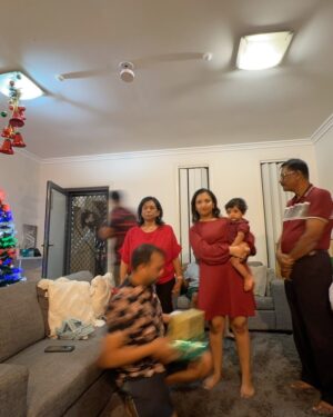 Swarnaa Rajalingam Instagram - Hope everyone’s been having a beautiful festive break and had a Merry Christmas 🎄. Just wanted to take this opportunity to express gratitude for all the people who have waltzed into our lives and showered us and most especially thambi with a lot of love this year ❤️. 

Christmases and festive breaks have always been a little overwhelming for me because for many many MANY years I single-handedly always try to do the most purely so my brother has a good time (so elder sister coded right?!). It has definitely burnt me out over the years. So to those that do scroll through social media feeling like their Christmas or festive break doesn’t look as fun and wholesome as others and sometimes feeling very isolated I completely understand. Or to those that never grew up with a big family or loads of cousins - I completely get you. I have come to realise Christmas doesn’t always need to be spent with your blood family but can also be spent with your chosen family and friends. Over the last few years our family has opened its heart to people who have easily BECOME family and it has become nothing short of wholesome. 

For those that have experienced loss, experienced heartbreak, experienced distance and change that makes this holiday period challenging, I’m thinking of you and wishing you a healing journey. I also pray that you too get to cross paths with people that make you wonder where have you been all my life & these festive periods & life in general get a whole lot better ❤️