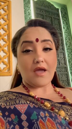 Swati Shah Instagram - Fake n real