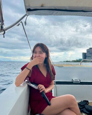 Sylvia Kim Instagram - 사랑해울가족!!!!!
new video is up!! family in cebu but life is so unpredictable 😓 thank you so much for the great food and service @themarkcruise 🩵🩵