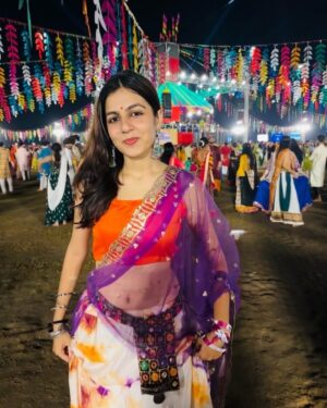 Taniya Oberoi Instagram - Navaratri #2024 ❤️🧿😌
.
.
.
#navratri #navratrispecial #garba #durgapuja #india #festival #durga #jaimatadi #instagram #love #mumbai #maadurga #navratricollection #devi #diwali #maa #dandiya #instagood #durgamaa #indianfestival #garbanight #happynavratri #navratrifestival #hinduism #bhfyp #dussehra #hindu #fashion
