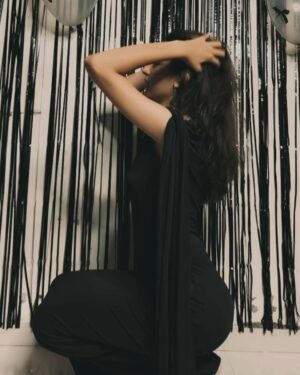 Taniya Oberoi Instagram - Dressed to possess  𓆩🖤𓆪 
.
.
.
#post #instagram #viral #instagood #trending #love #like #newpost #explore #photography #explorepage #new #follow #reels #insta #photo #viralpost #followforfollowback #instadaily #india #likeforlikes #likesforlike #instalike #photooftheday #share #comment #foryou #fyp #fashion #likes