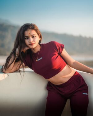 Tanu Rawat Instagram - The impossible is now possible❤️🕉️🔥
.
.
.
.
.
Click and edit by-: @rohityadavfilm
