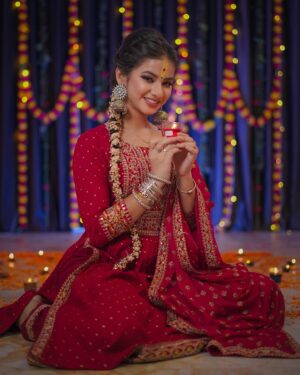 Tanu Rawat Instagram - शुभ दीपावाली❤️🪔
.
.
.
.
.
.
.
Pic click and edit by-: @alex_pixels_