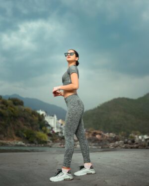 Tanu Rawat Instagram - Shape tere❤️
.
.
.
Photo click by-: @alex_pixels_ 
#tanurawat33
